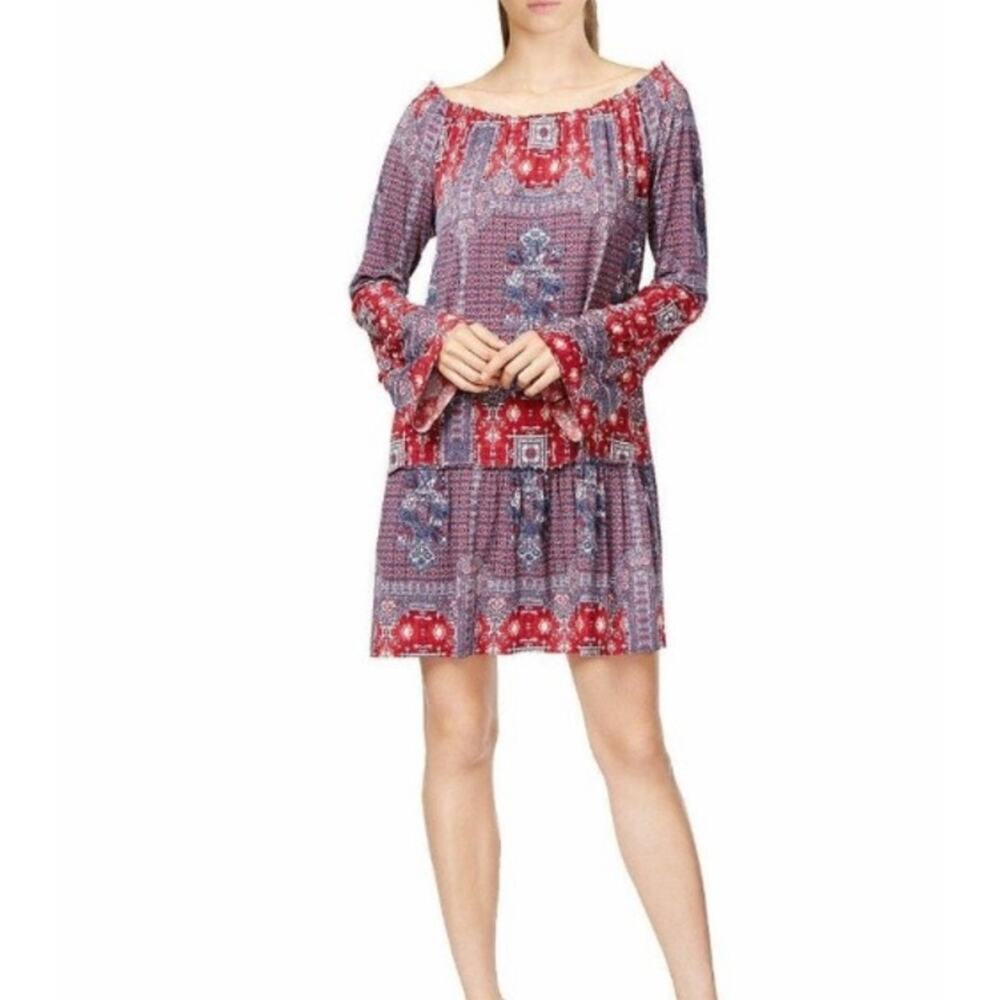 BCBGeneration Chili Pepper Dress L Off Shoulder Bell Sleeve Vacation Resort Chic